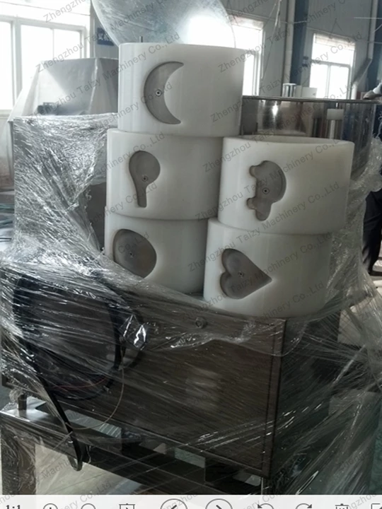 Replaceable forming molds